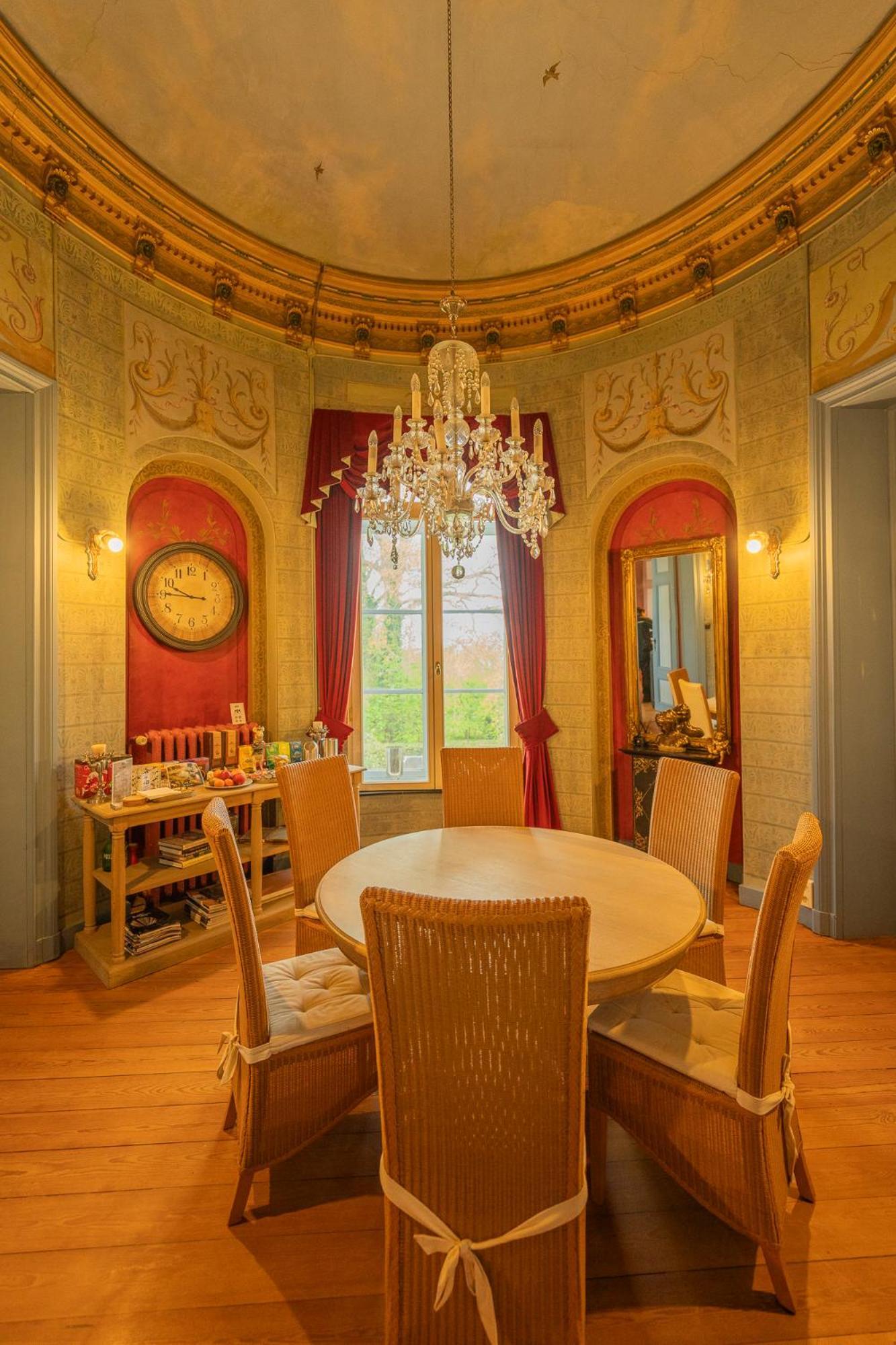 Leyselebeke Castle Bed & Breakfast บรูจส์ ภายนอก รูปภาพ