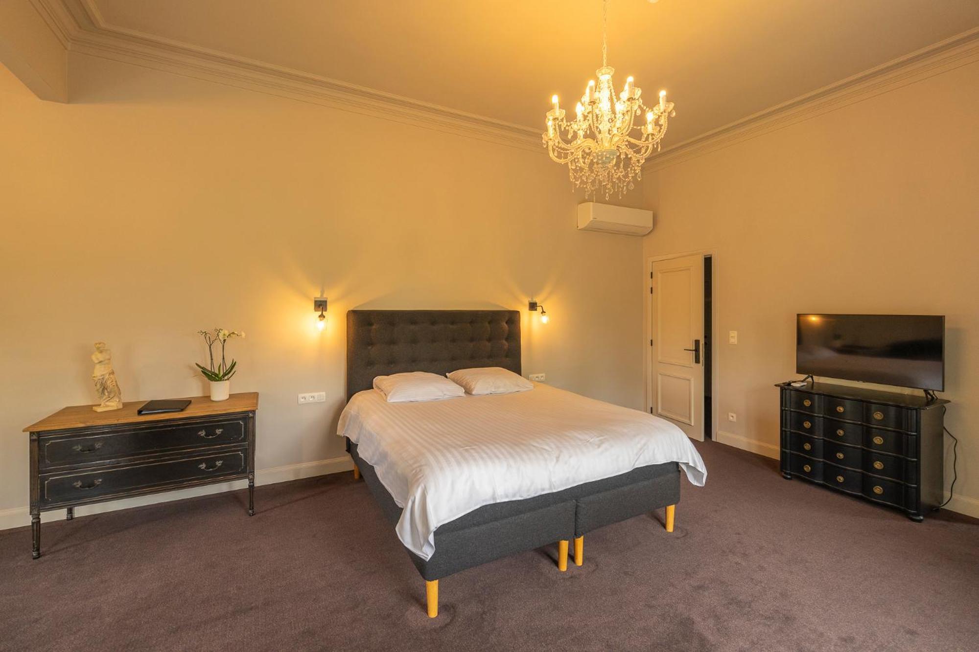 Leyselebeke Castle Bed & Breakfast บรูจส์ ภายนอก รูปภาพ